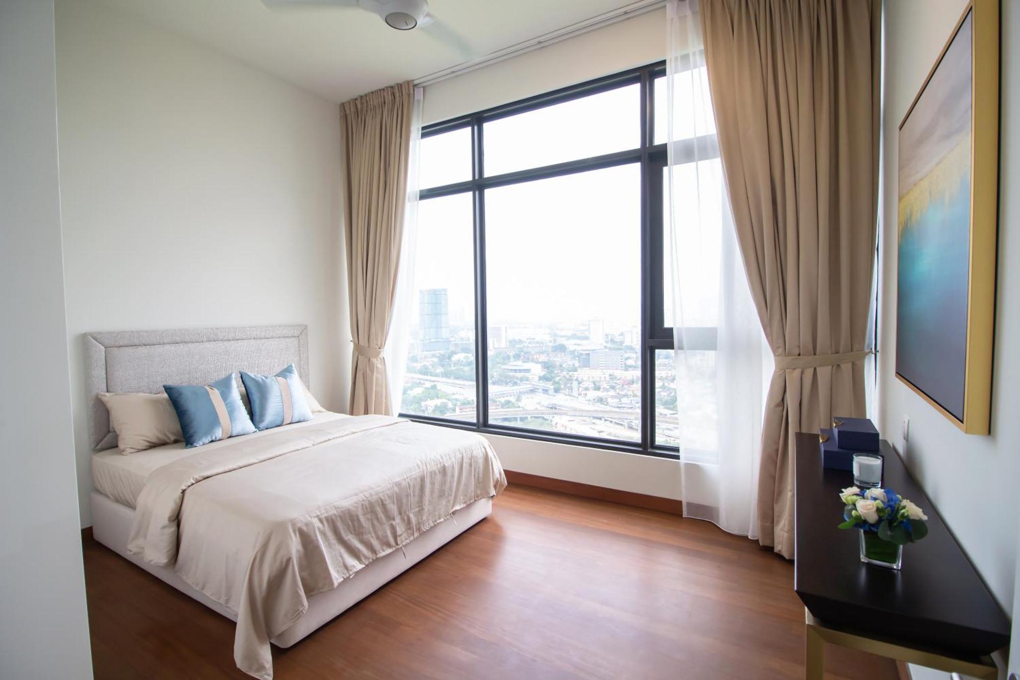 Pavillion Embassy Service Apartment By Autumn Suites Premium Stay Kuala Lumpur Ngoại thất bức ảnh