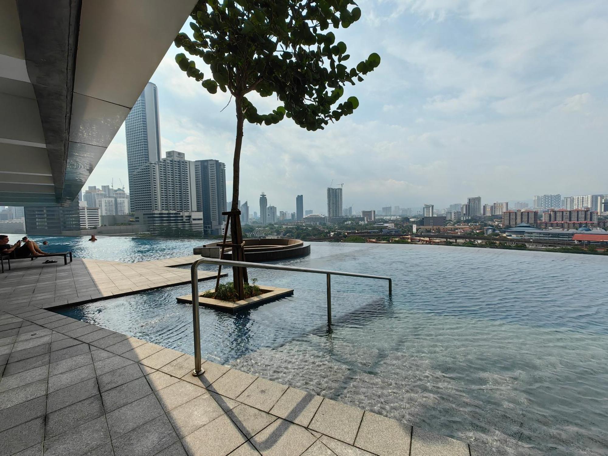 Pavillion Embassy Service Apartment By Autumn Suites Premium Stay Kuala Lumpur Ngoại thất bức ảnh