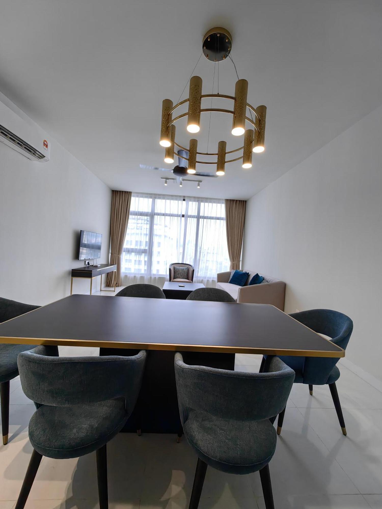 Pavillion Embassy Service Apartment By Autumn Suites Premium Stay Kuala Lumpur Ngoại thất bức ảnh