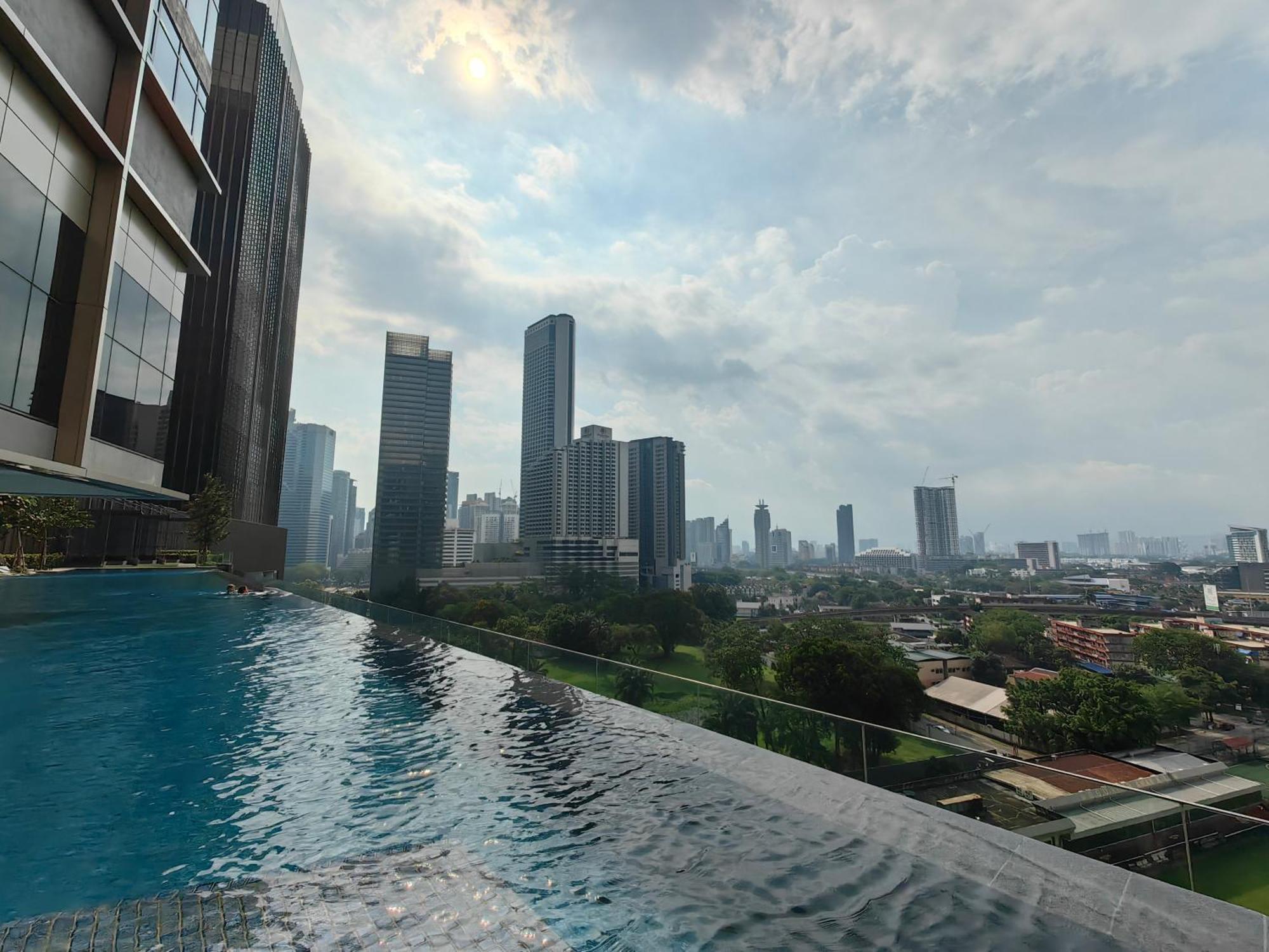 Pavillion Embassy Service Apartment By Autumn Suites Premium Stay Kuala Lumpur Ngoại thất bức ảnh