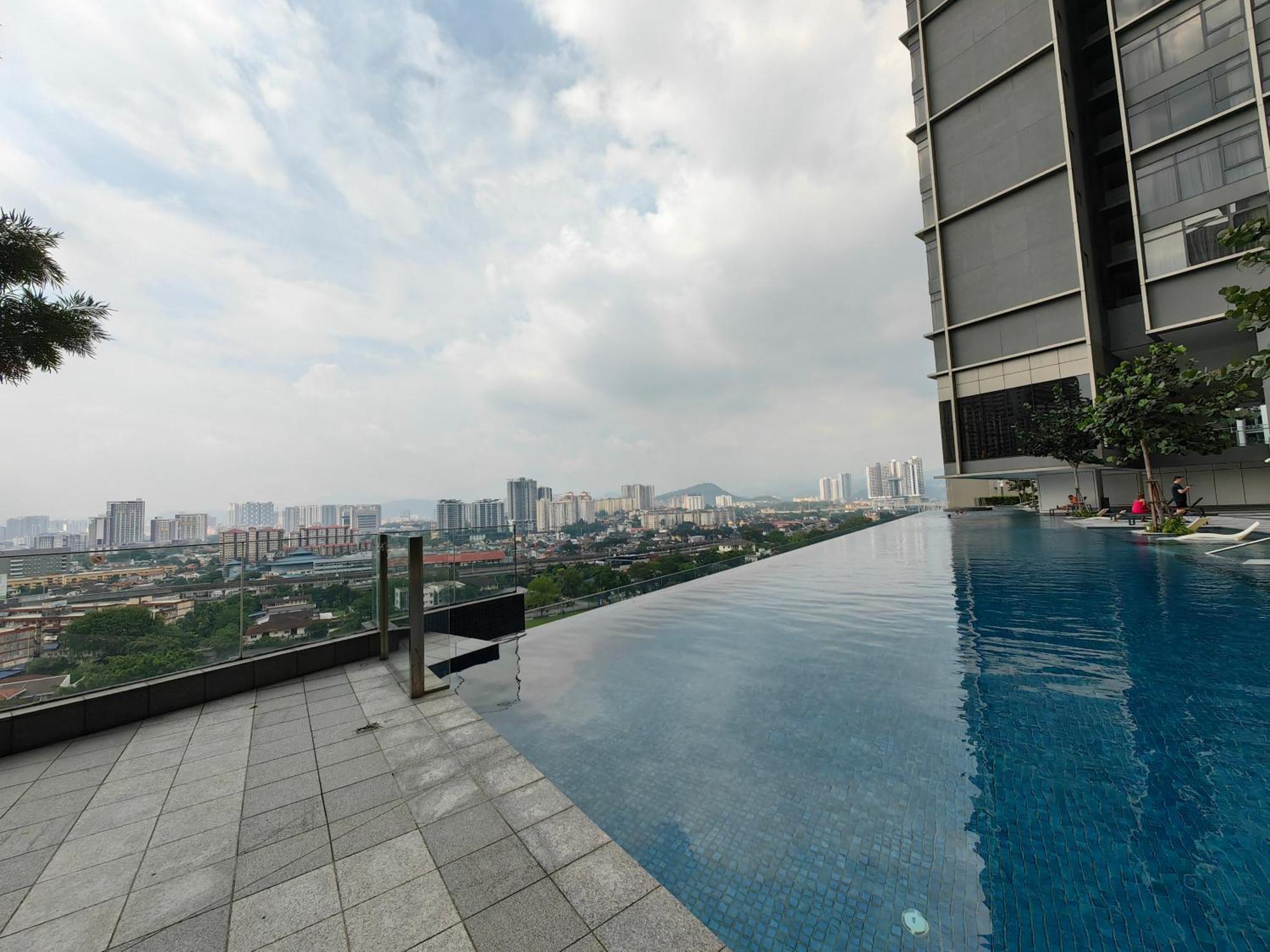 Pavillion Embassy Service Apartment By Autumn Suites Premium Stay Kuala Lumpur Ngoại thất bức ảnh