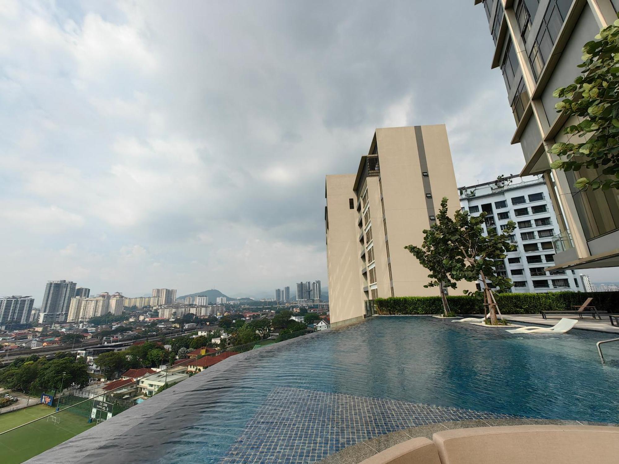 Pavillion Embassy Service Apartment By Autumn Suites Premium Stay Kuala Lumpur Ngoại thất bức ảnh